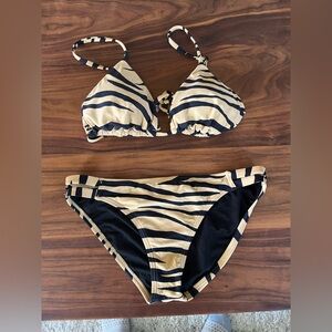 NWOT Billabong Animal Print Bikini Set